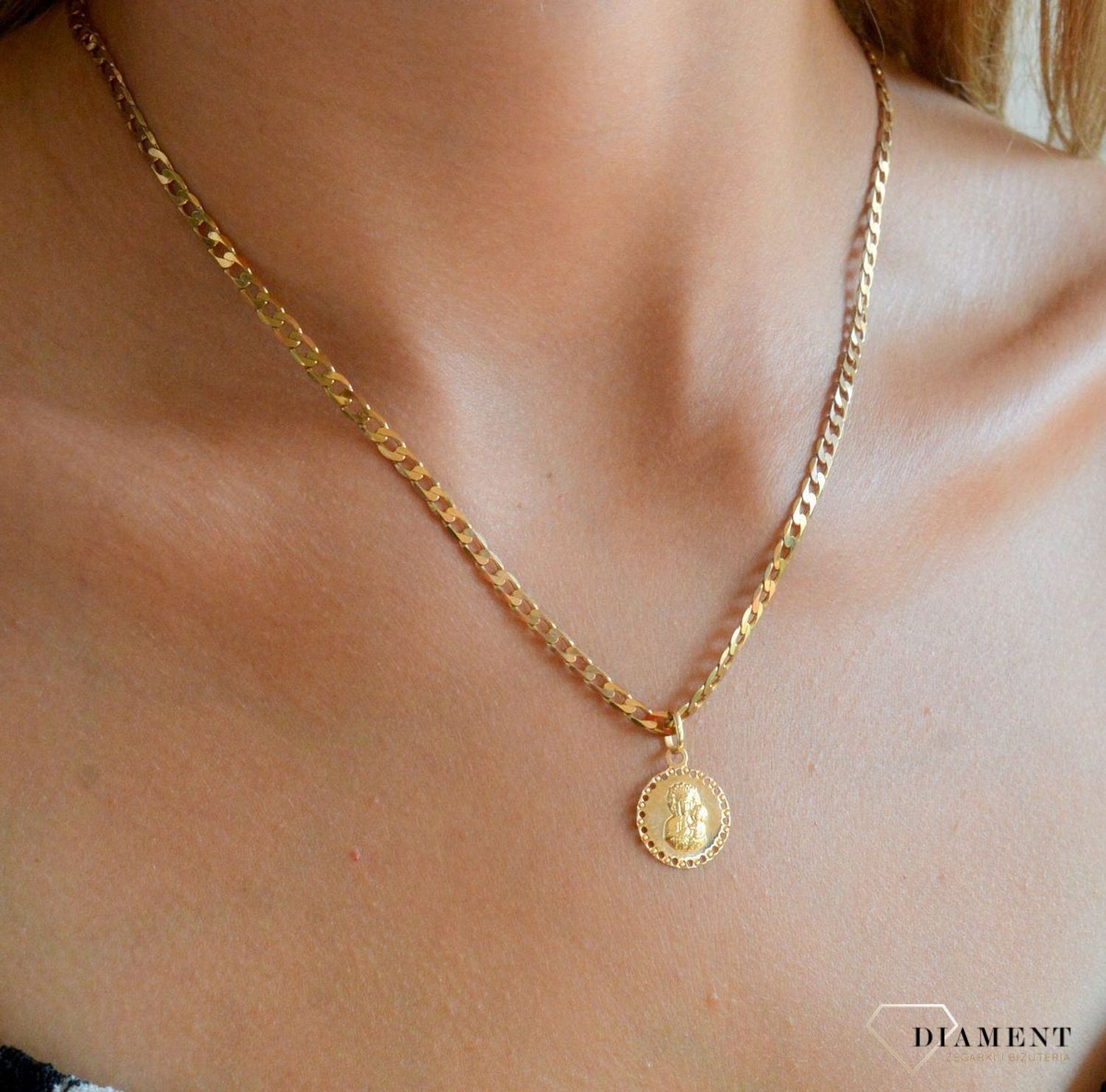 Złota zawieszka 585 medalik Matka Boska Częstochowska ZA 1544..jpg